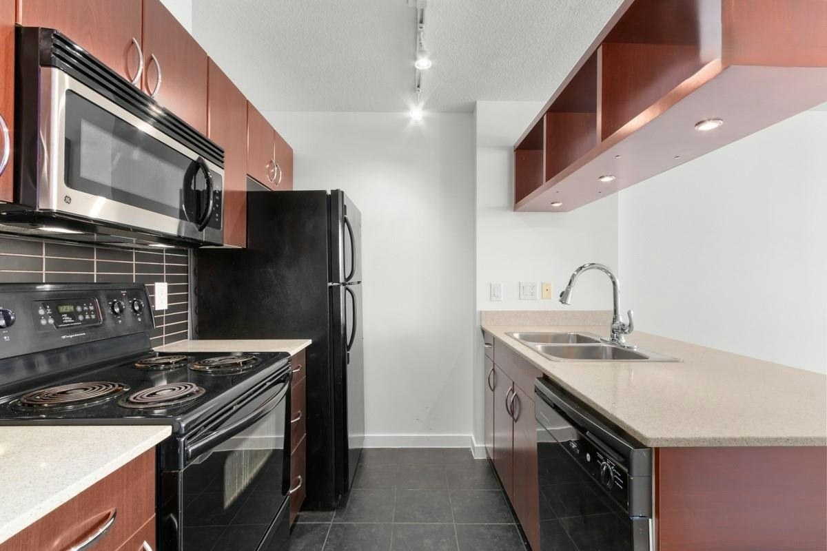 2011-938 Smithe Street, Vancouver, BC, V6Z 0A4 - 2