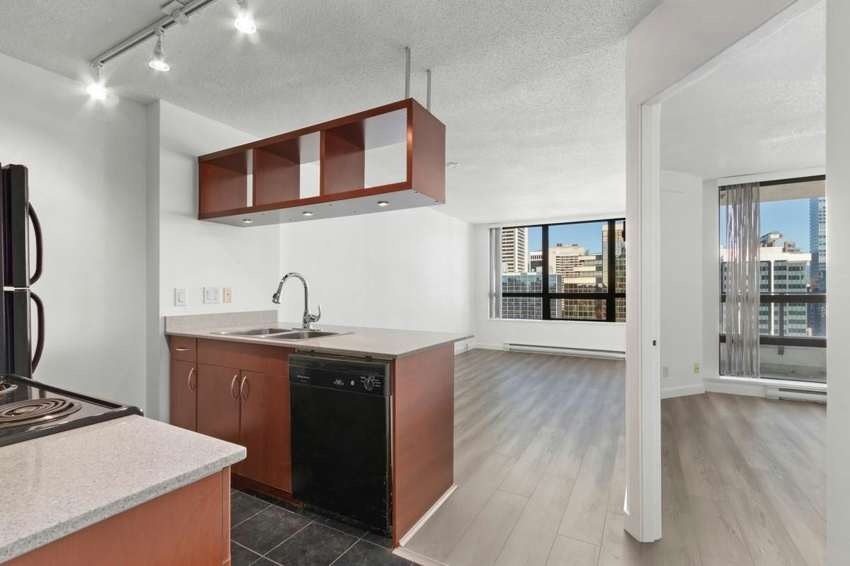 2011-938 Smithe Street, Vancouver, BC, V6Z 0A4 - 3