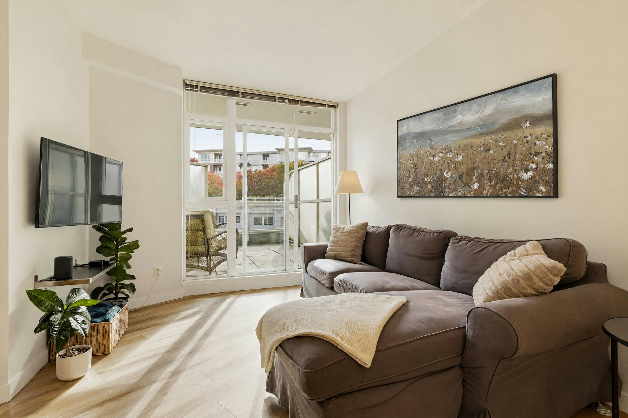 321-4028 Knight Street, Vancouver, BC, V5N 5Y8