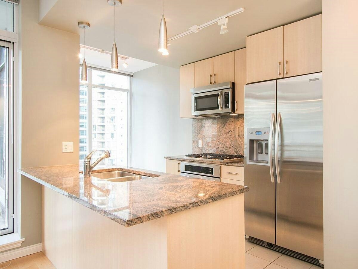 1601-1211 Melville Street, Vancouver, BC, V6E 0A7 - 6