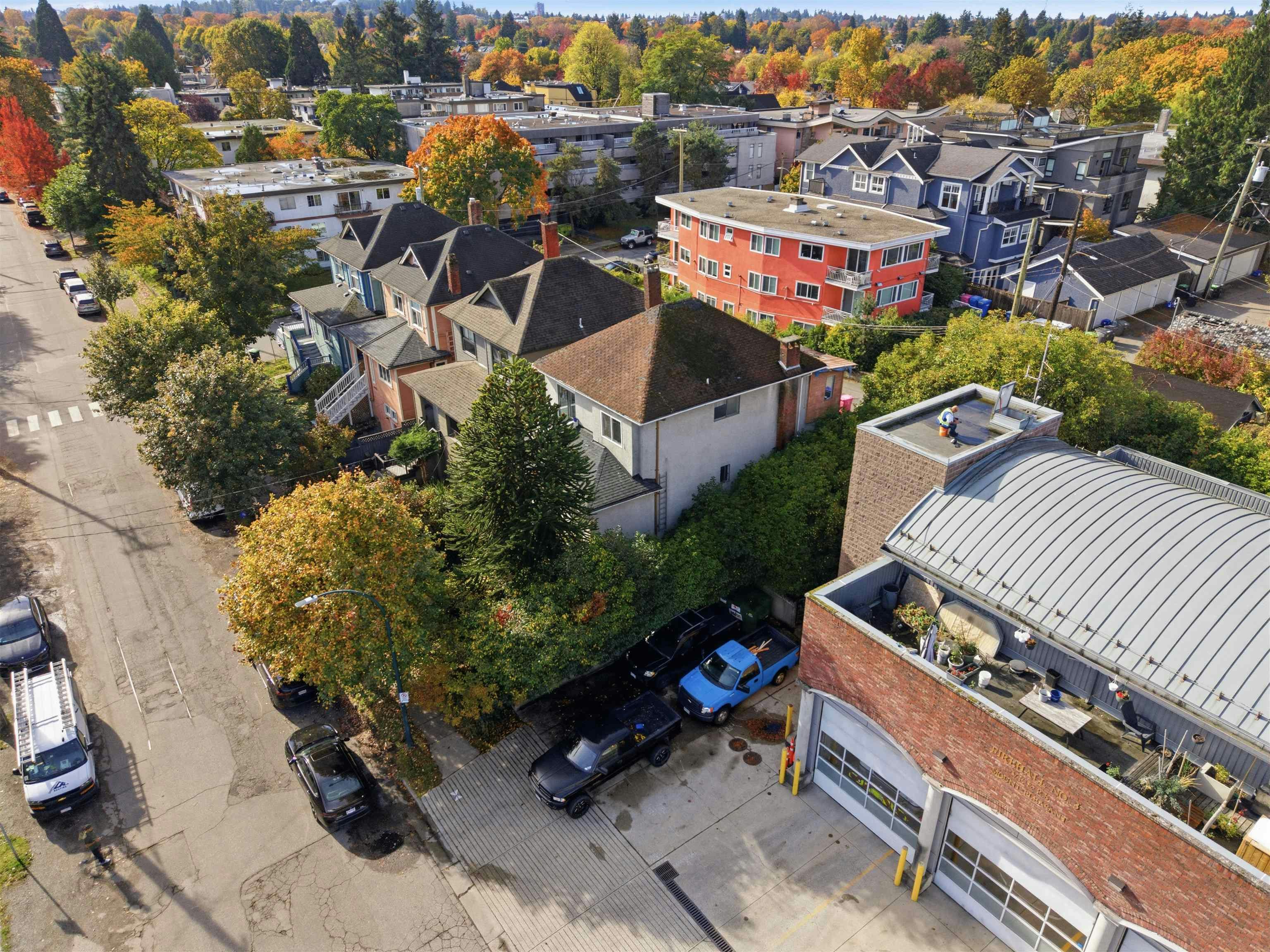 2833 Quebec Street - 3
