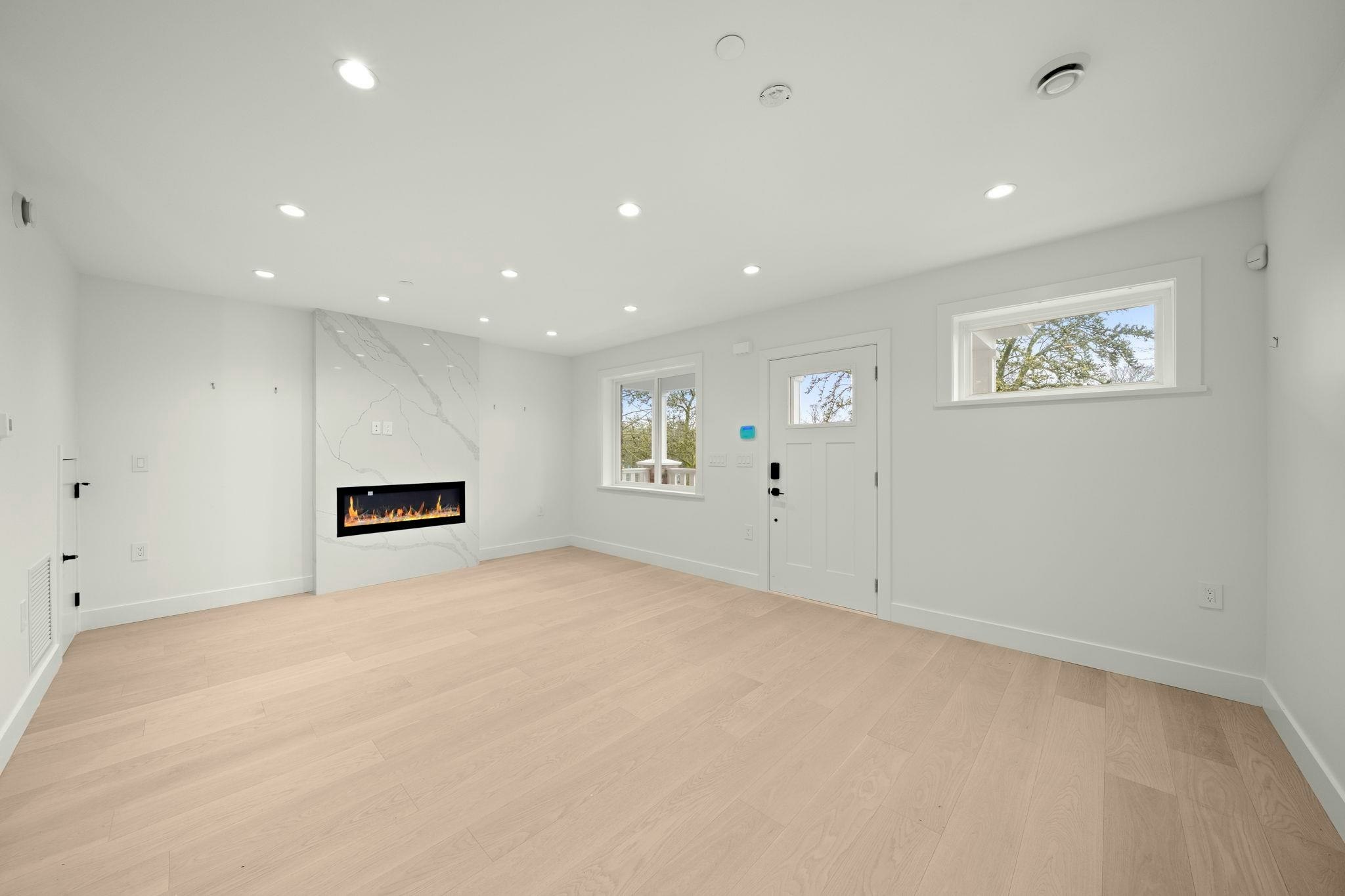 1161 Keefer Street - 4
