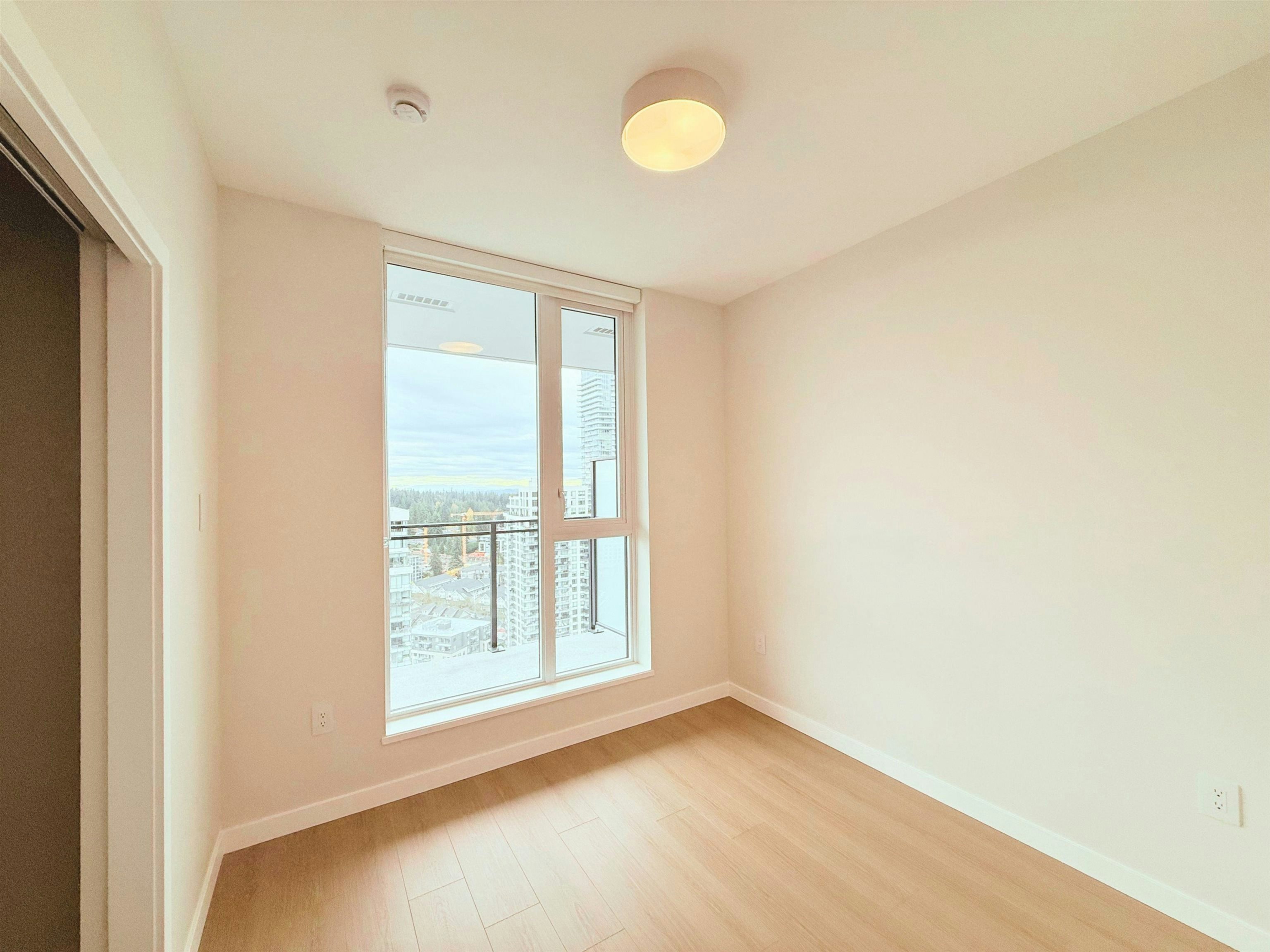 28**-612 Elmwood Street, Coquitlam, BC, V3J 0W1 - 5