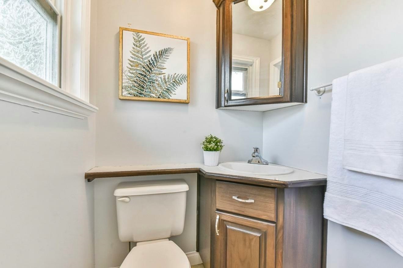 3633 Burnside Drive, Abbotsford, BC, V4A 5M3 - 10