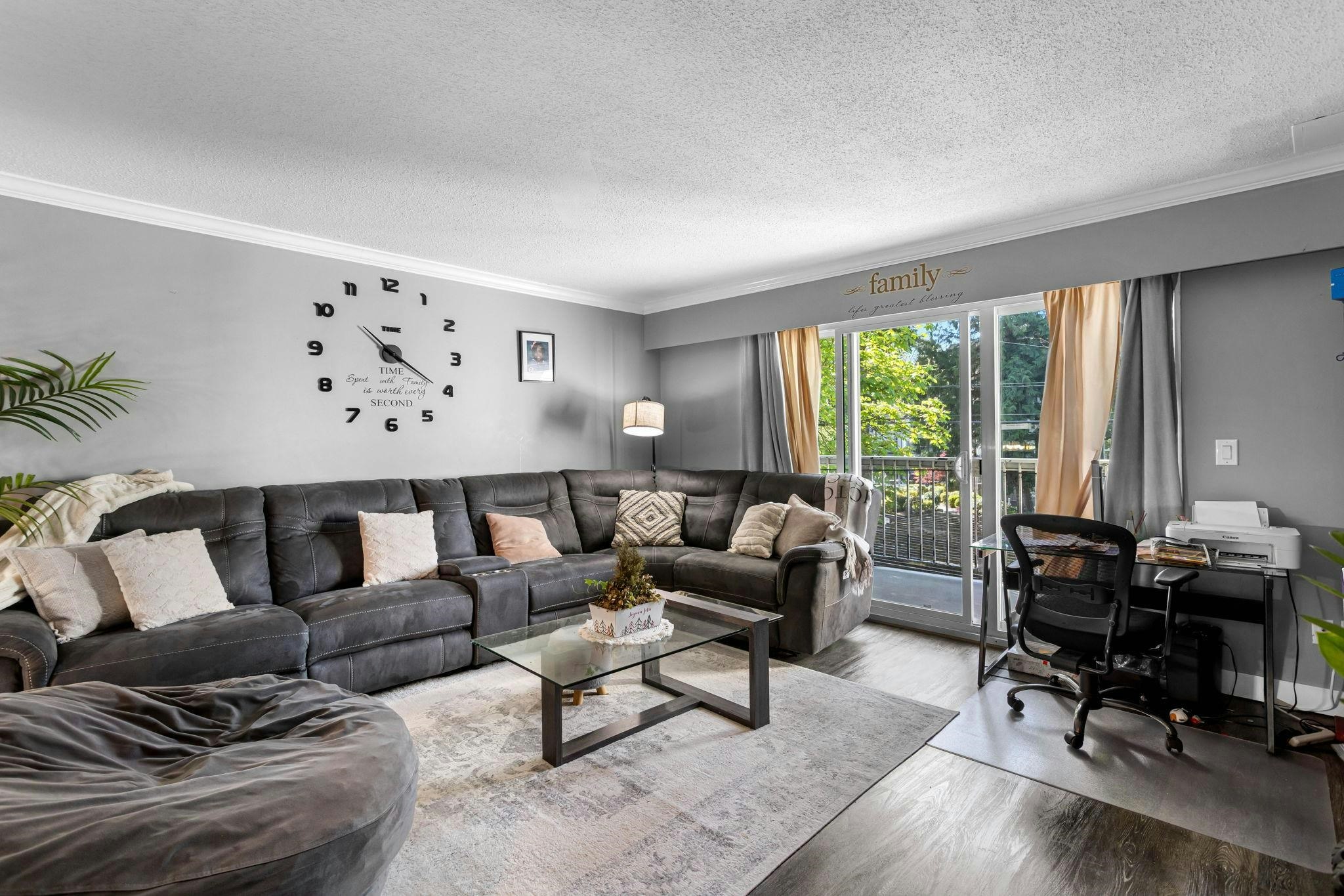 29-33293 E Bourquin Crescent, Abbotsford, BC, V2S 1Y2