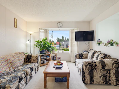 12806 68 Avenue - 4