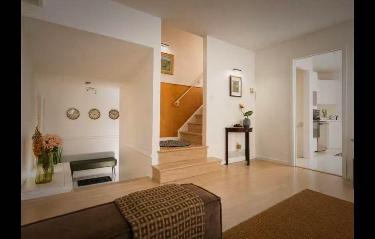 9000 Glenbrook Drive, Richmond, BC, V7A 1X9 - 4