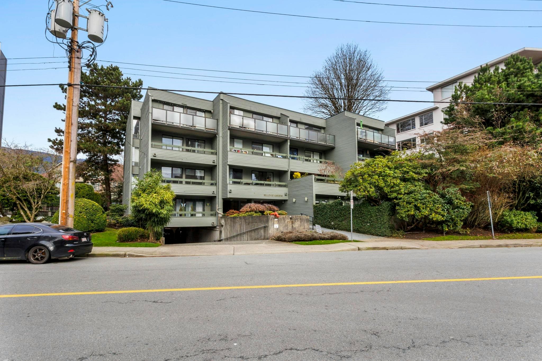 403-2119 Bellevue Avenue, West Vancouver, BC, V7V 1C2