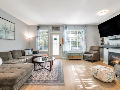 70-6050 166 Street - 4