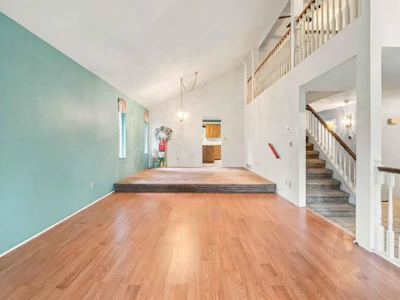 953 Captain Court - 4