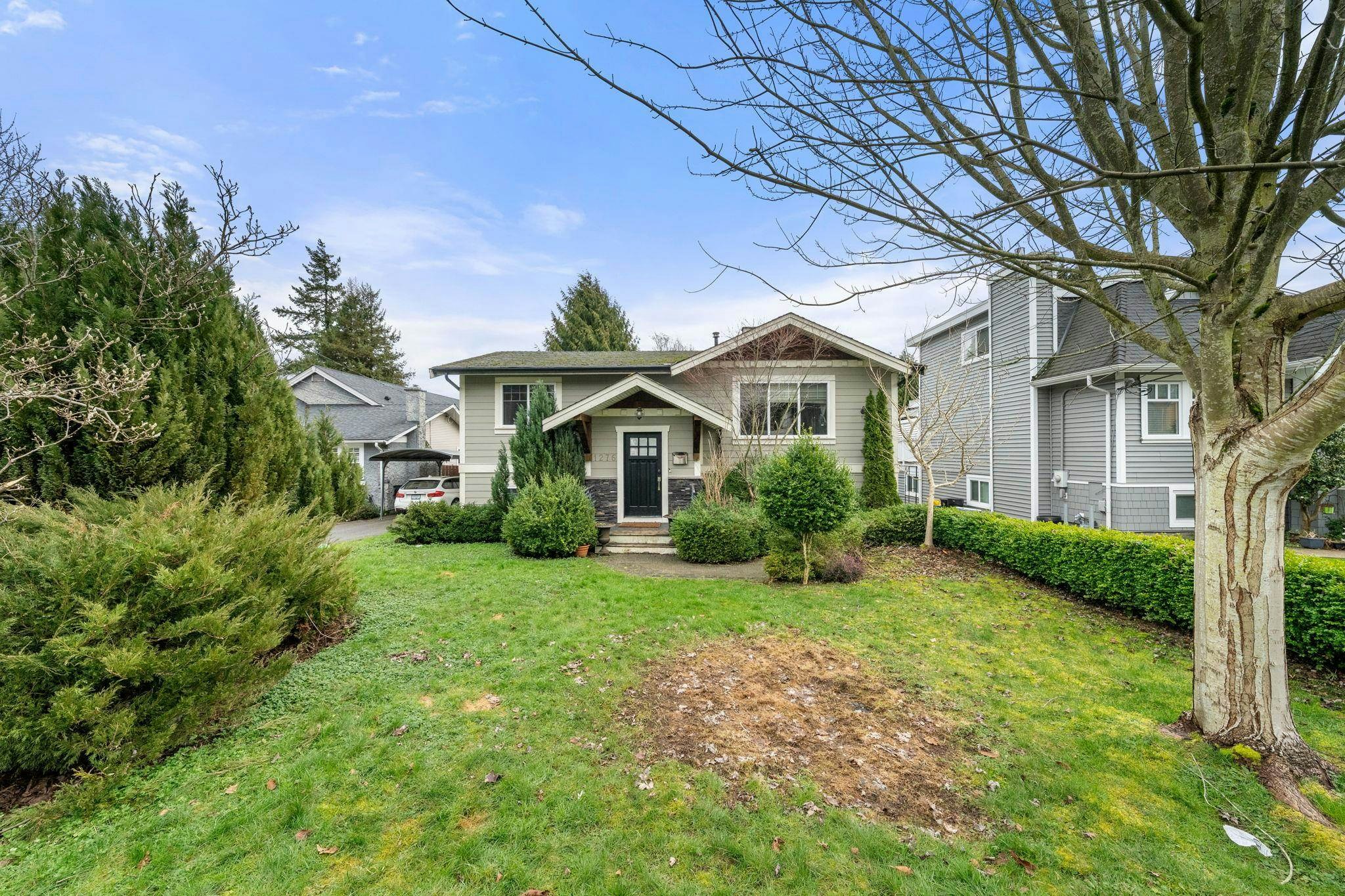 1276 Kent Street, Surrey, BC, V4B 4T5