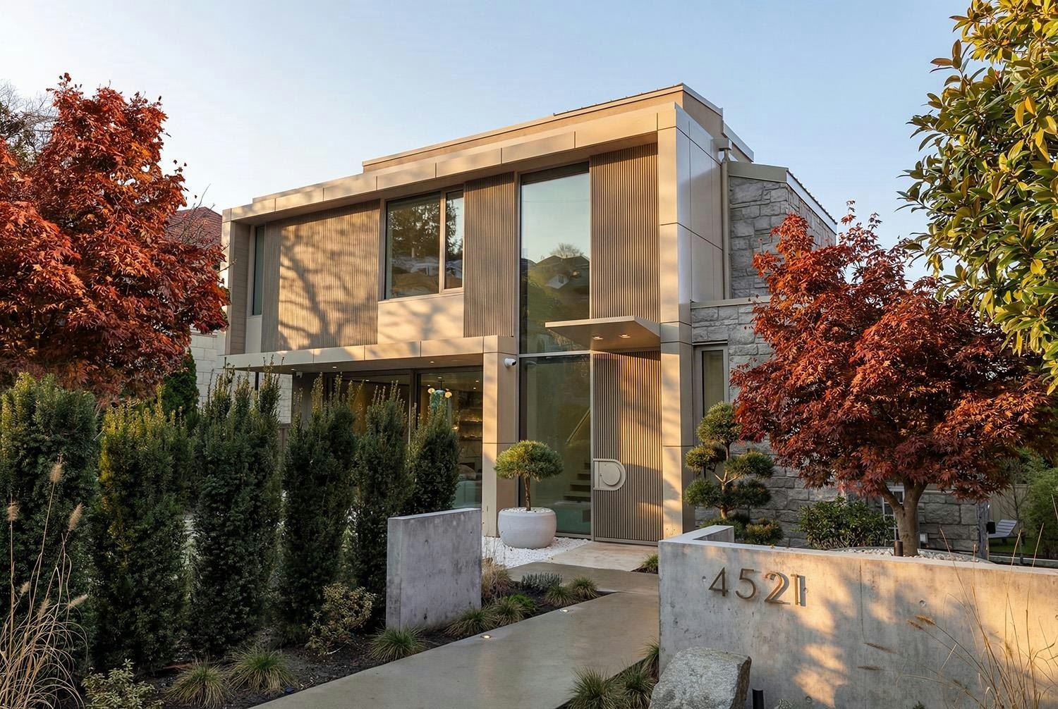 4521 Langara Avenue, Vancouver, BC, V6R 1C9