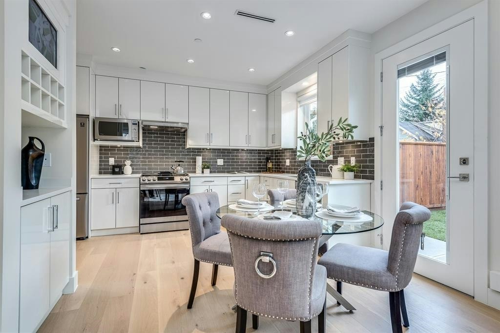 5222 Argyle Street, Vancouver, BC, V5P 0E5 - 5