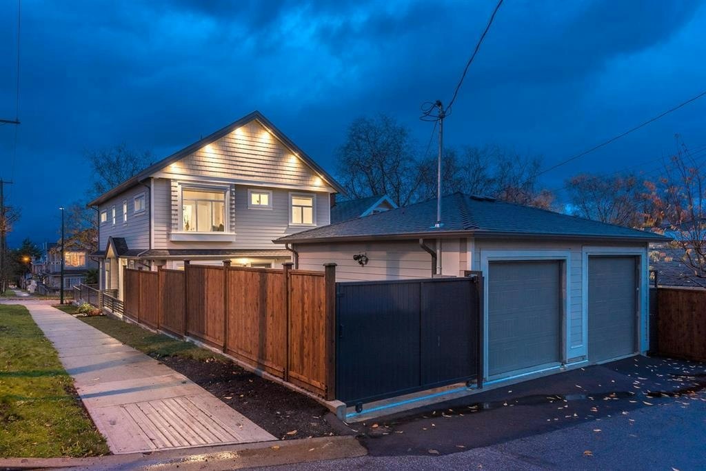 5222 Argyle Street, Vancouver, BC, V5P 0E5 - 12