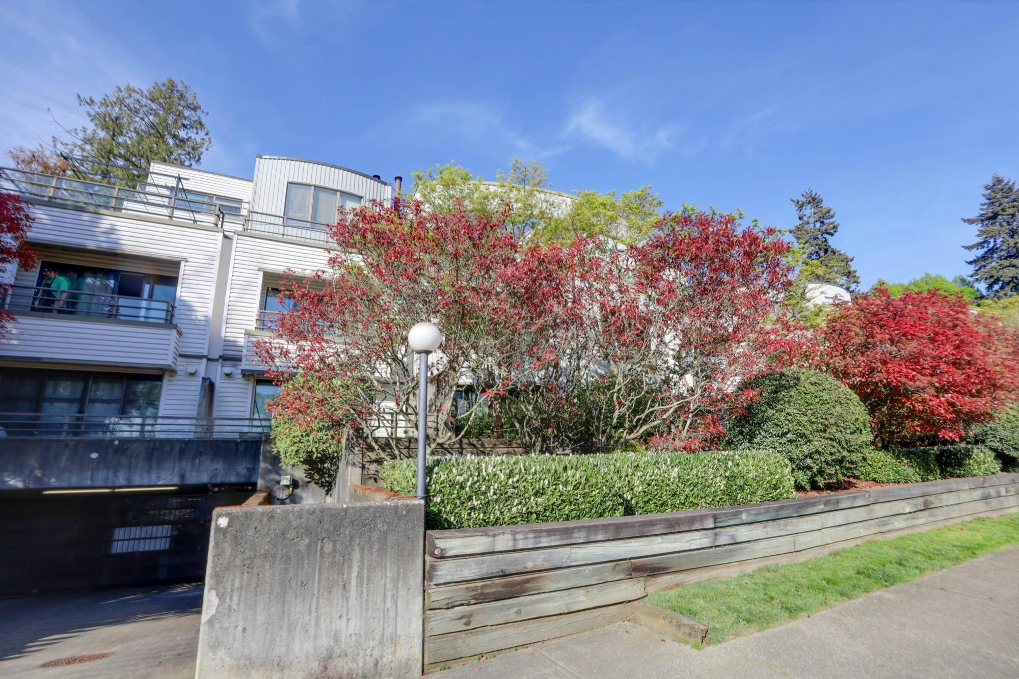 3-2150 SE Marine Drive, Vancouver, BC, V5P 2S1