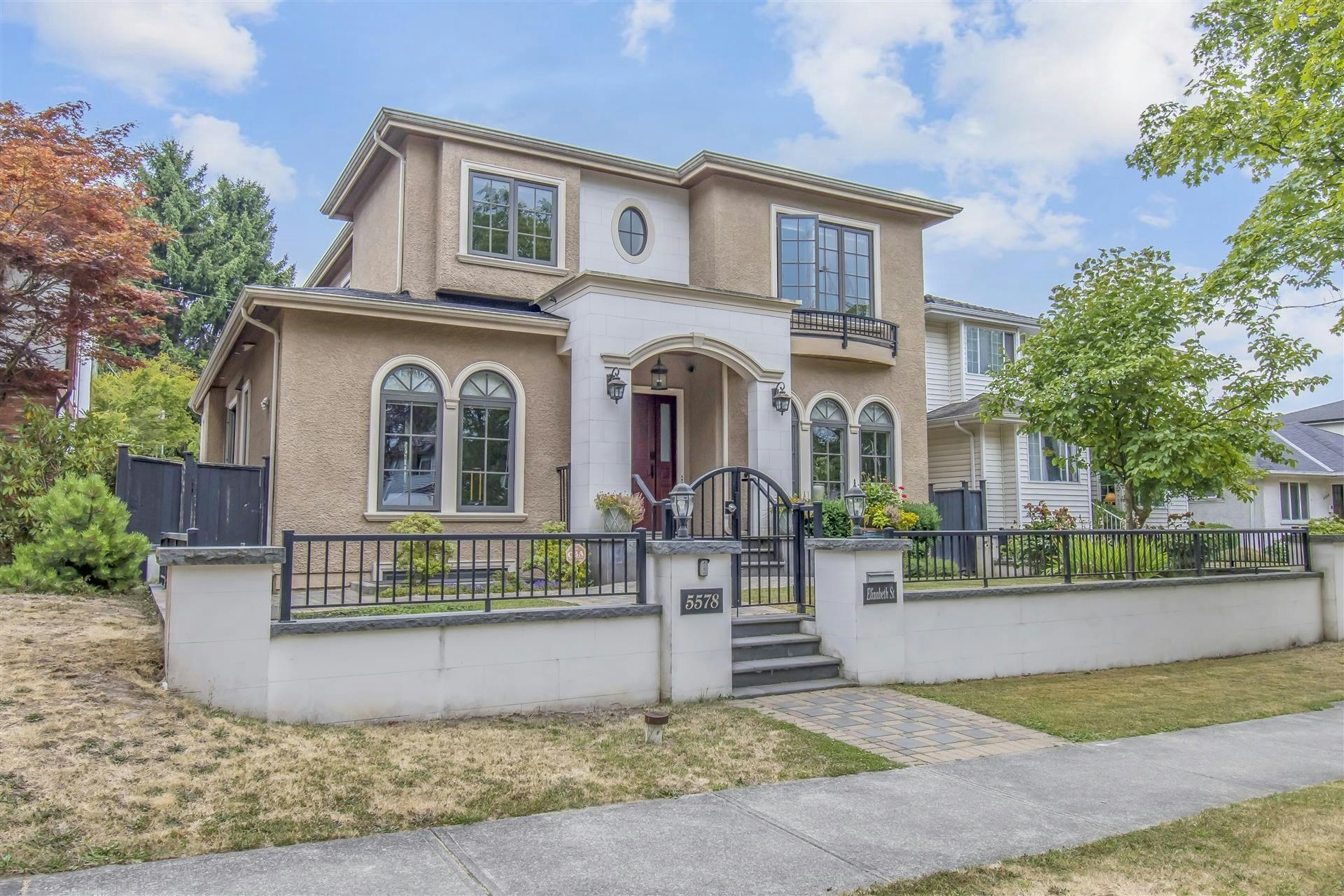 5578 Elizabeth Street, Vancouver, BC, V5Y 3J9