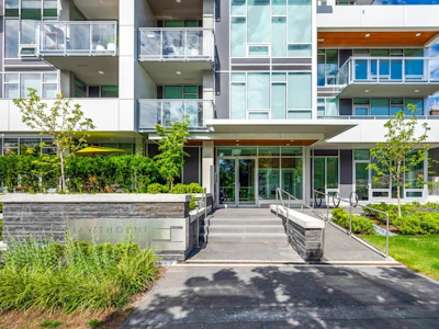 307-4988 Cambie Street - 2