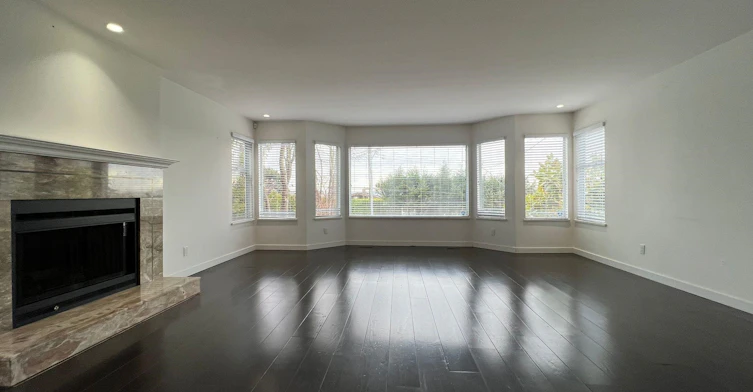2333 Marine Drive, West Vancouver, BC, V7V 1K9 - 2