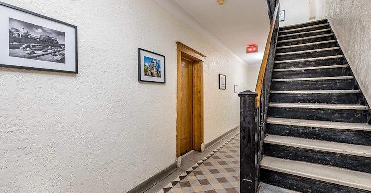 12 (5341)-5339-5341 Chemin De La Côte Saint Luc, Montréal, QC, H3X 2C2 - 9