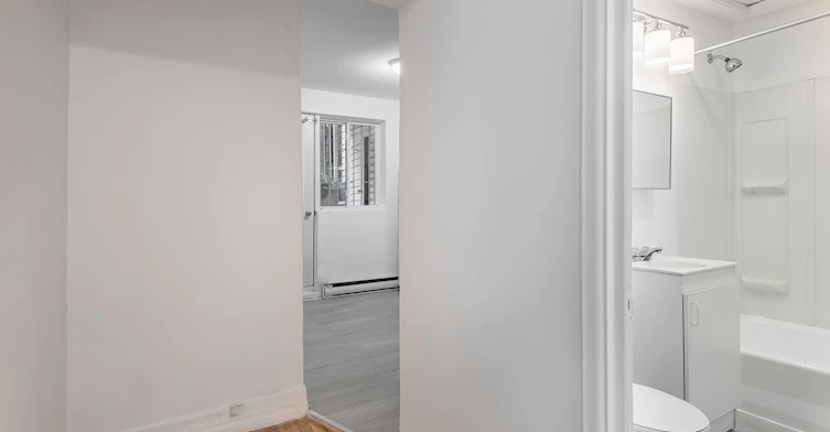 2-4510 Avenue Bourbonnière, Montréal, QC, H1X 2M5 - 7