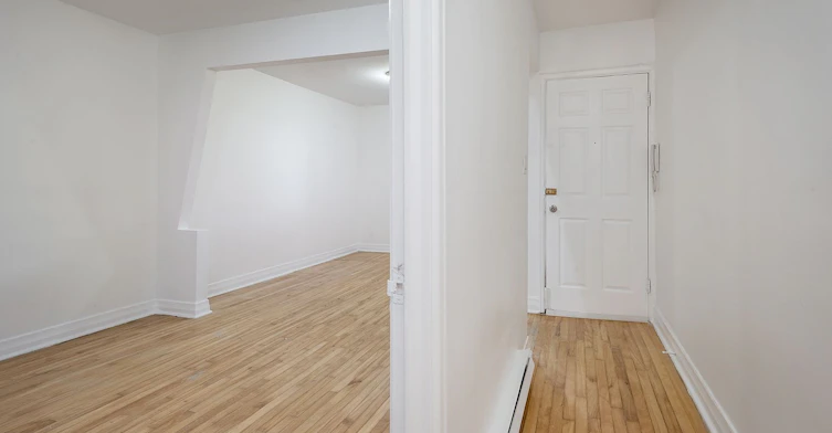 2-4510 Avenue Bourbonnière, Montréal, QC, H1X 2M5 - 3