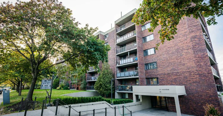 3.5-25 Av. Glengarry, Mont-Royal, QC, H3R 3L2