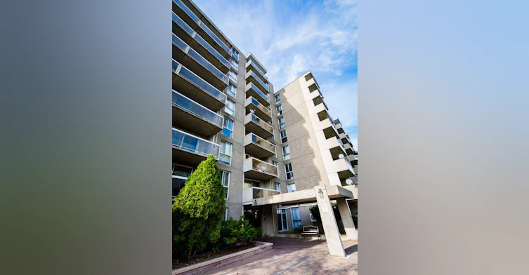 4.5-5875 Boul Cavendish, Côte-Saint-Luc, QC, H4W 2X9 - 2