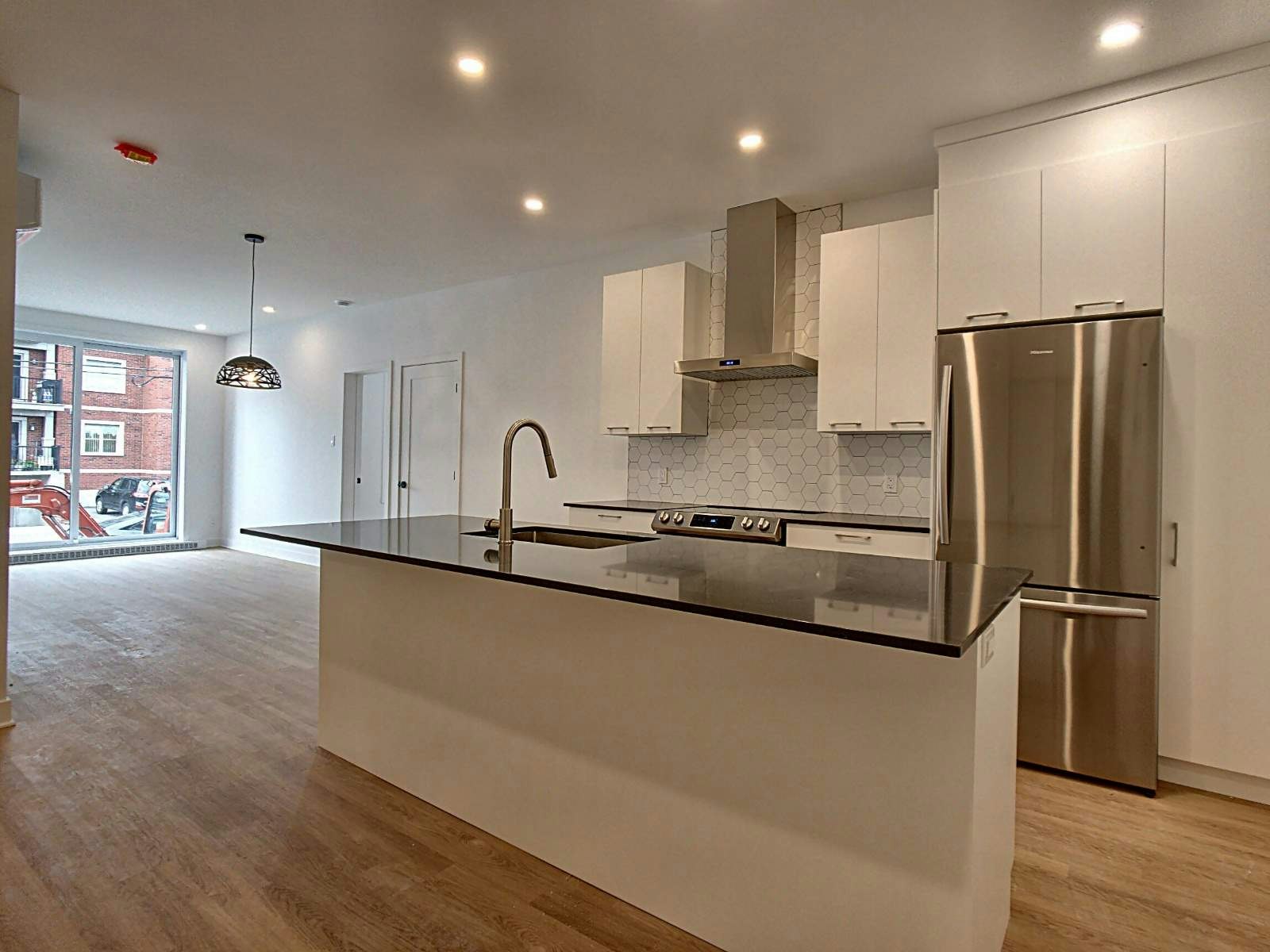 103-8968 Rue Airlie, Montréal, QC, H8R 2A1 - 14