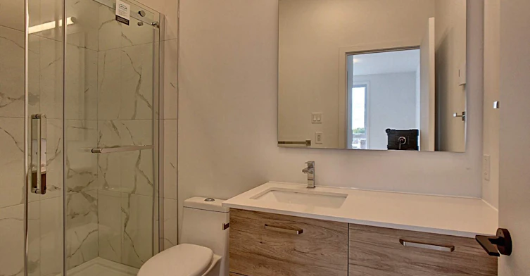 109-8968 Rue Airlie, Montréal, QC, H8R 2A1 - 3