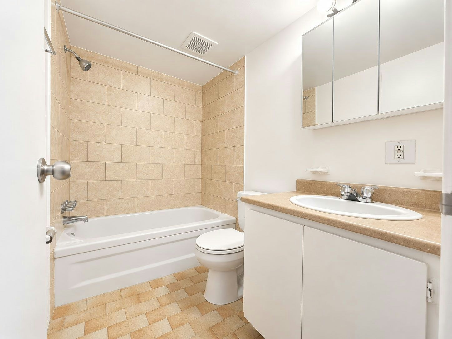 107-1595 Bd Henri Bourassa O, Montréal, QC, H3M 3B4 - 6