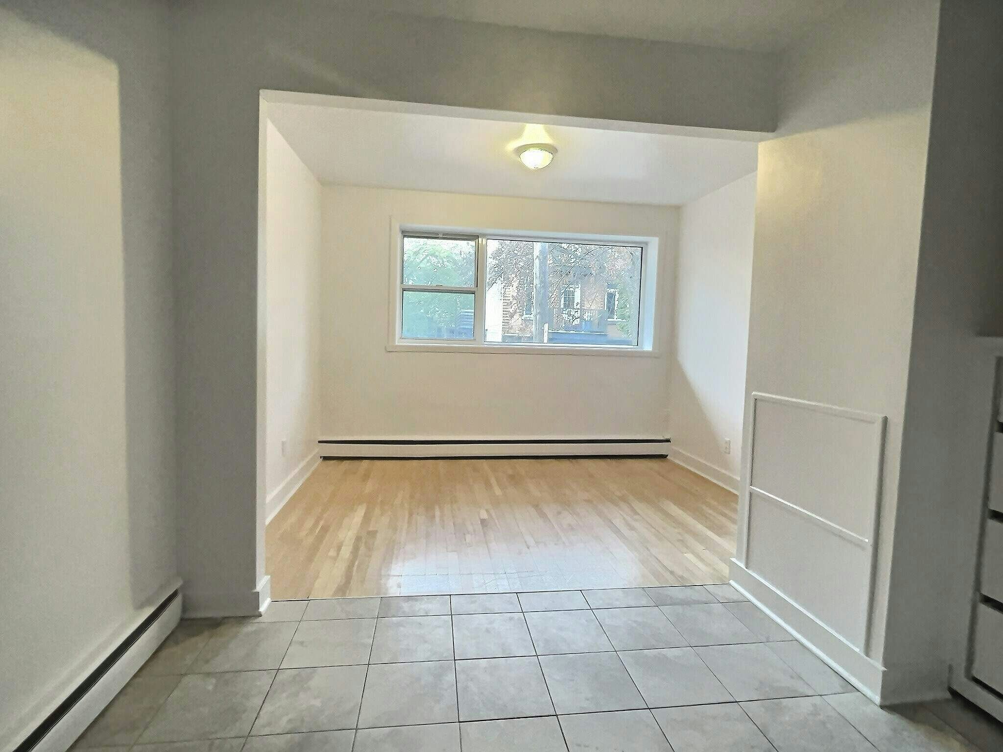 8-5220 6e Av., Montréal, QC, H1Y 2P6