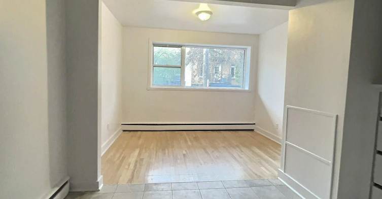 8-5220 6e Av., Montréal, QC, H1Y 2P6
