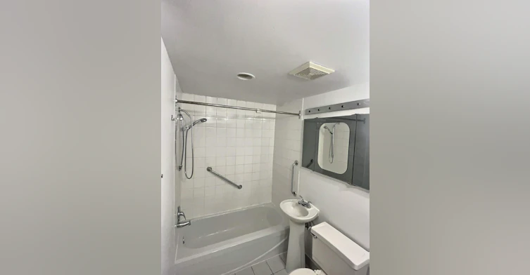 8-5220 6e Av., Montréal, QC, H1Y 2P6 - 3