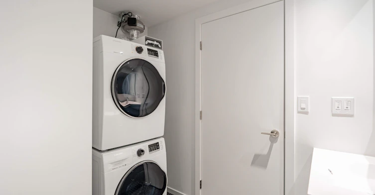 Two bedroom C1-530 Saint Hubert Street, Montréal, QC, H2Y 0B9 - 11