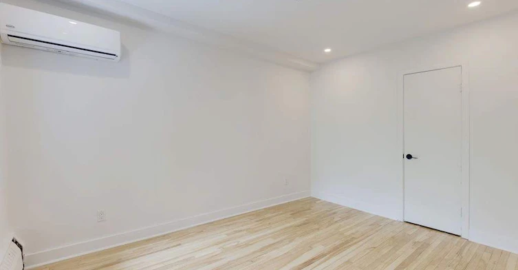 14-30e Avenue, Montréal, QC, H1T 3G2 - 2