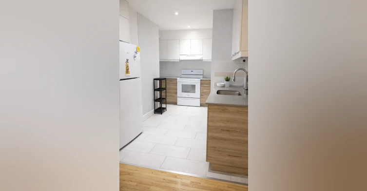 201-3960 Wellington Street, Montréal, QC, H4G 1V3 - 4