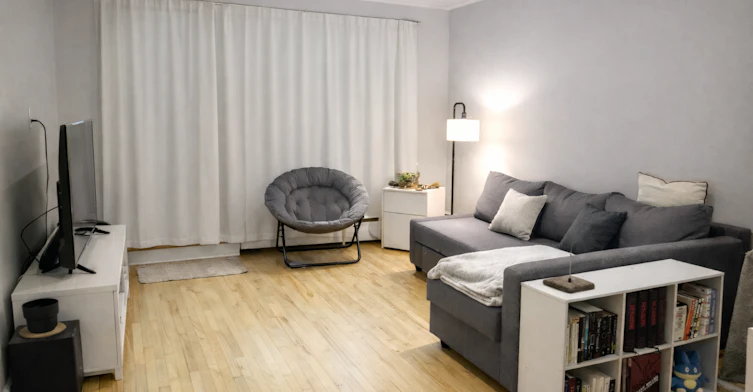 201-3960 Wellington Street, Montréal, QC, H4G 1V3