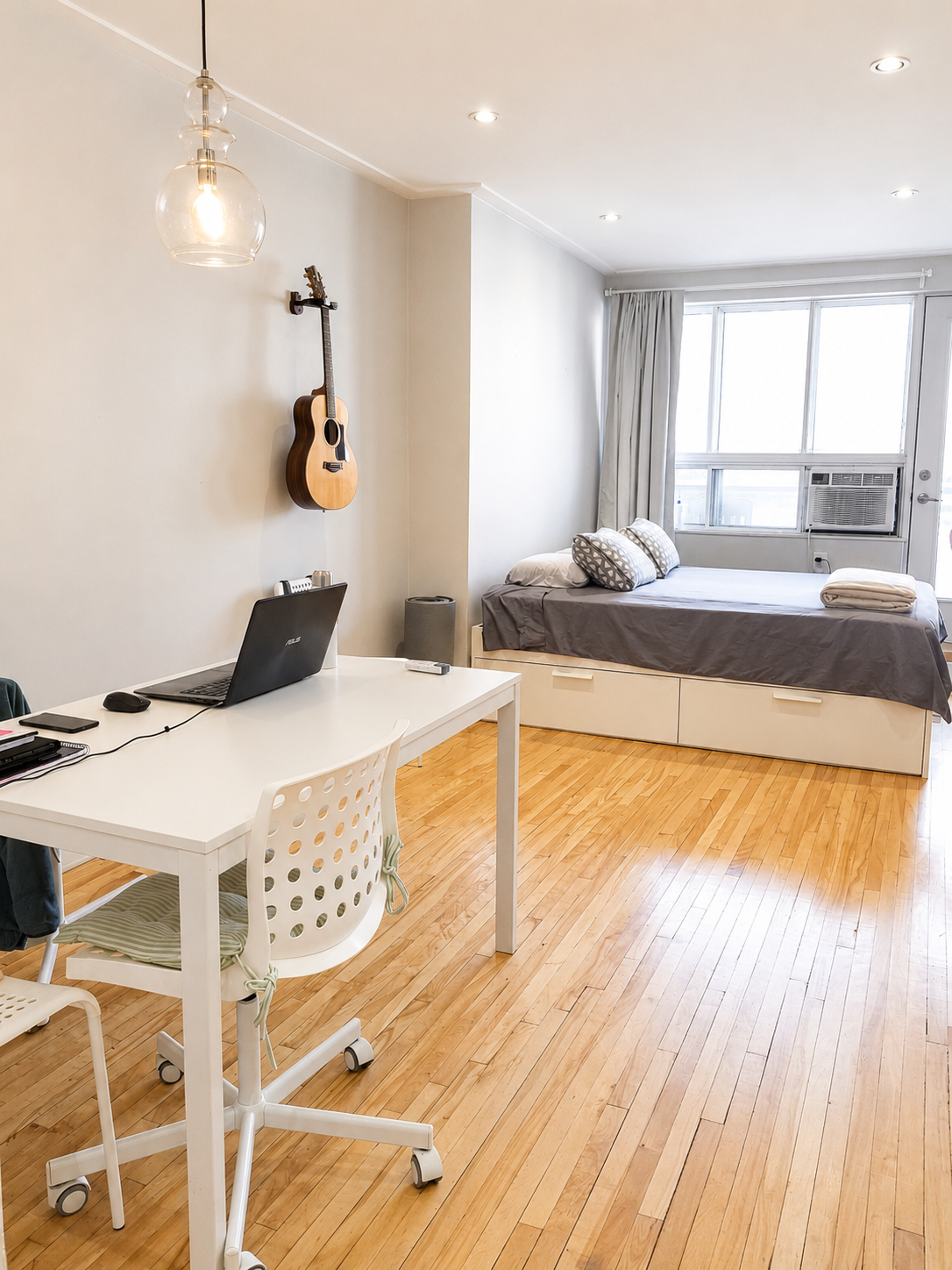 205-3960 Wellington Street, Montréal, QC, H4G 1V3 - 2