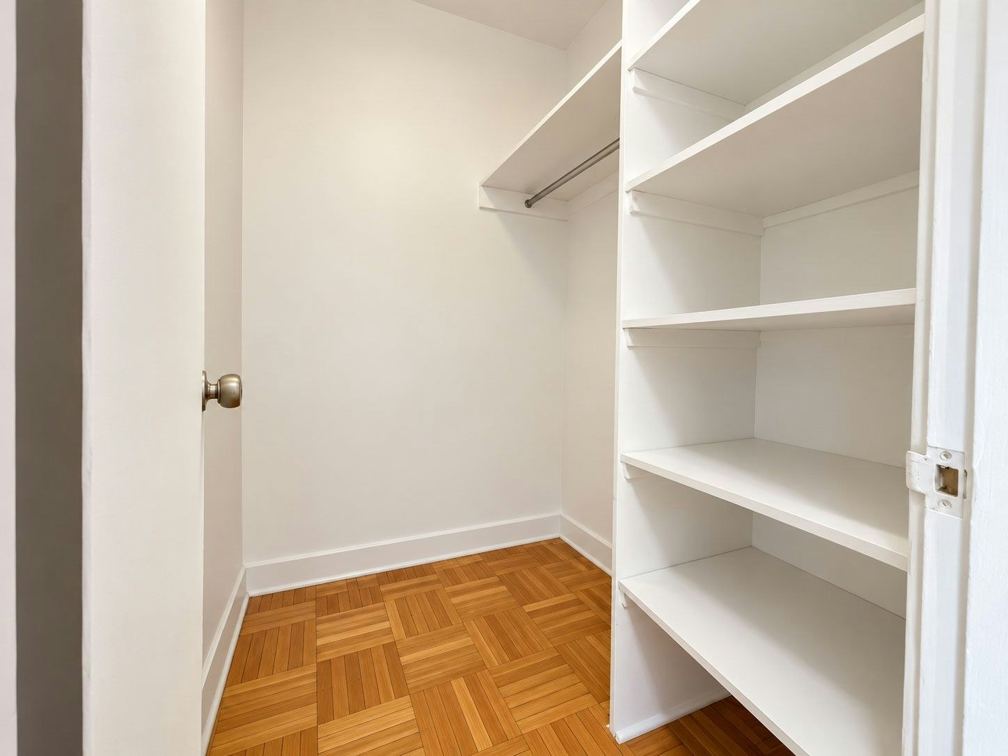 201-3455 Rue Stanley, Montréal, QC, H3A 1S3 - 8
