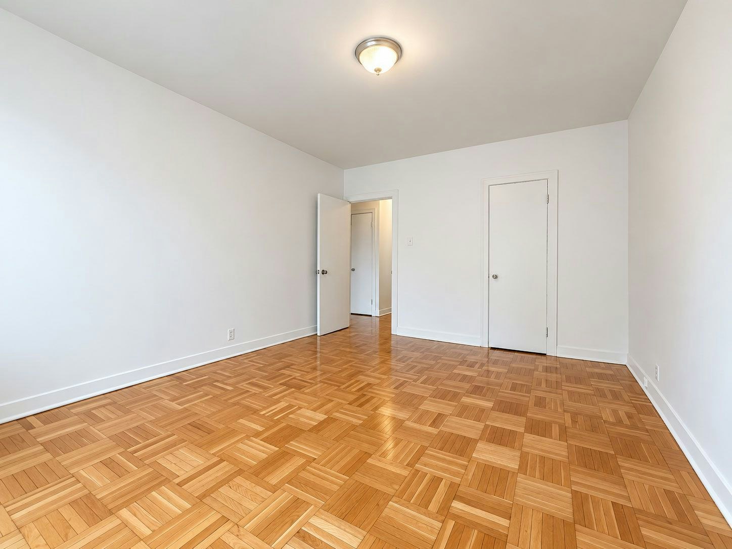 203-3455 Rue Stanley, Montréal, QC, H3A 1S3 - 5