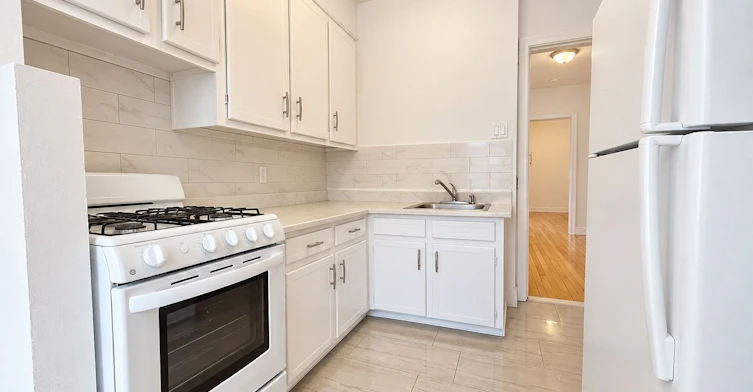 7-3465 Rue Stanley, Montréal, QC, H3A 1S2 - 6