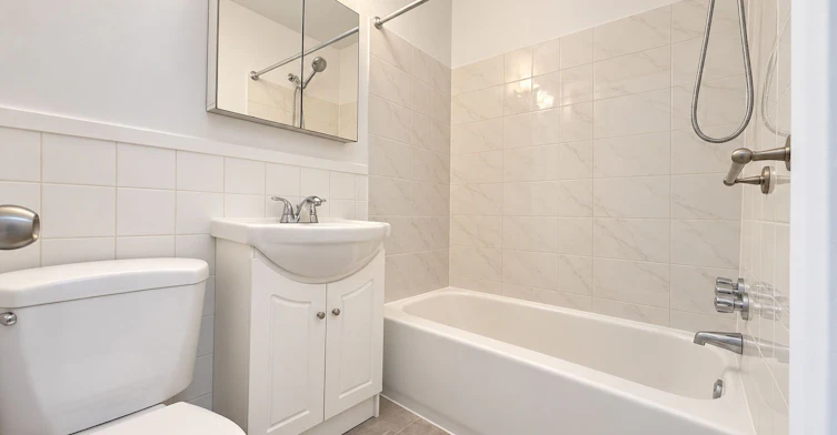7-3465 Rue Stanley, Montréal, QC, H3A 1S2 - 10