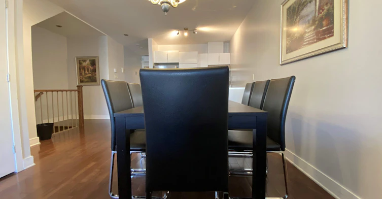 1-4206 Rue De Bullion, Montréal, QC, H2W 2E7 - 2