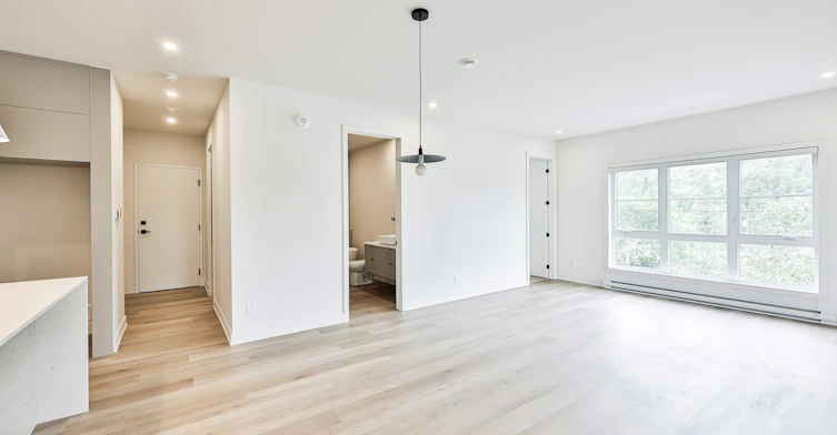 202-200 Rue De La Sablière, Sainte-Agathe-des-Monts, QC, J8C 2Z7 - 5