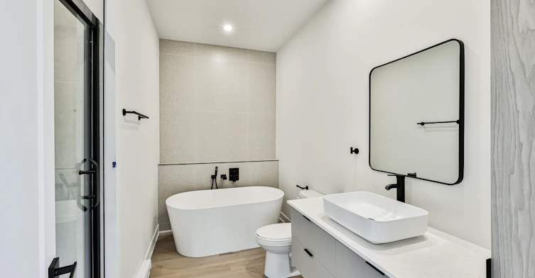 202-200 Rue De La Sablière, Sainte-Agathe-des-Monts, QC, J8C 2Z7 - 11