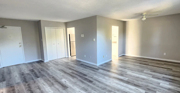 304-180 Edinburgh Street, Peterborough, ON, K9H 3E2 - 7