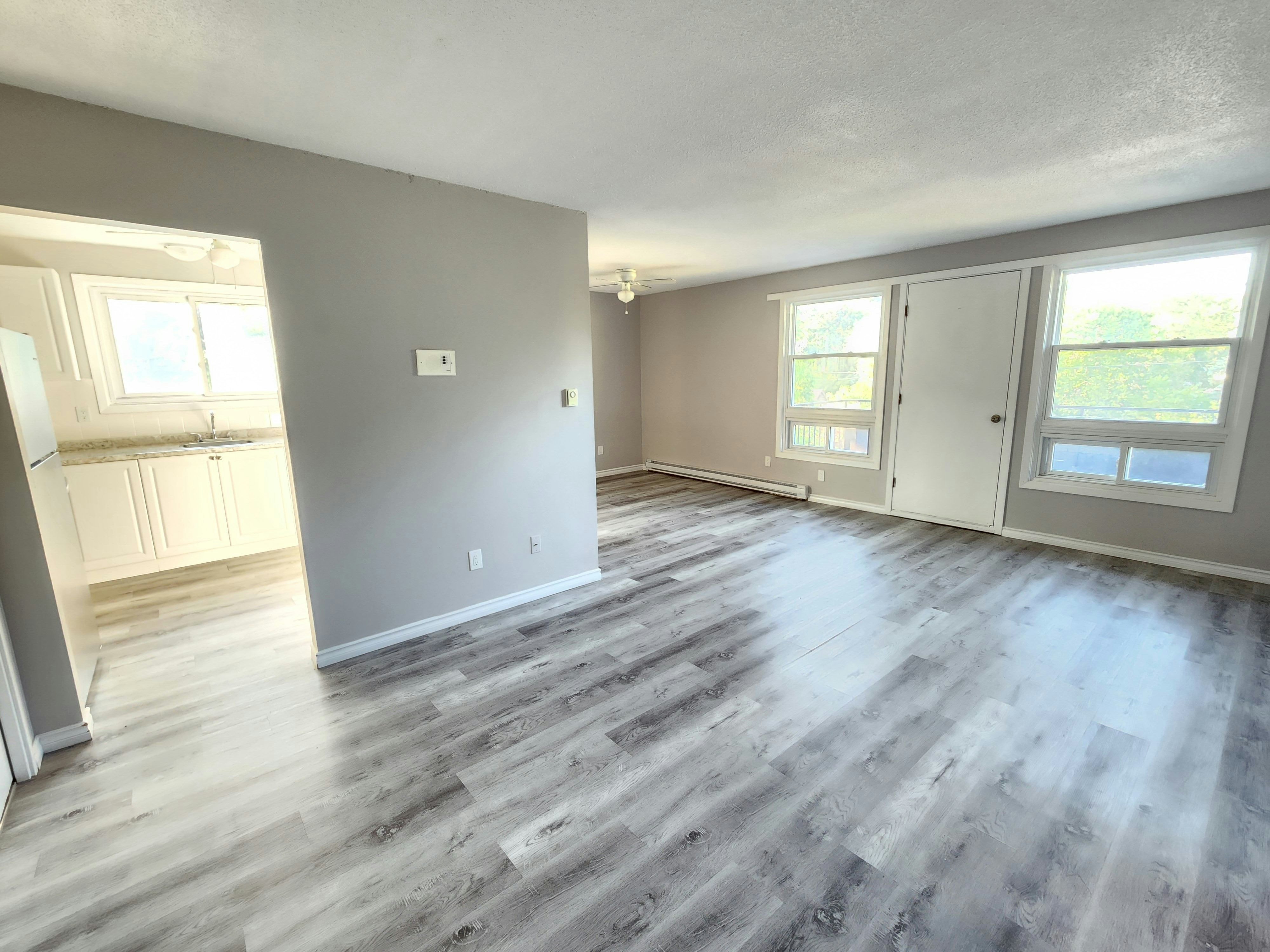 304-180 Edinburgh Street, Peterborough, ON, K9H 3E2 - 6