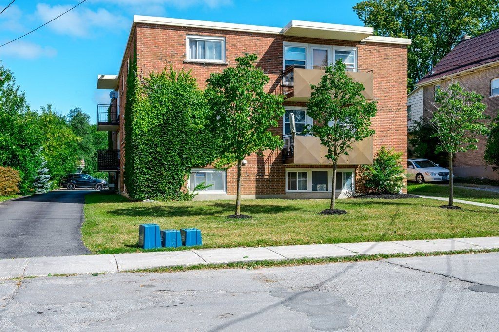 304-180 Edinburgh Street, Peterborough, ON, K9H 3E2