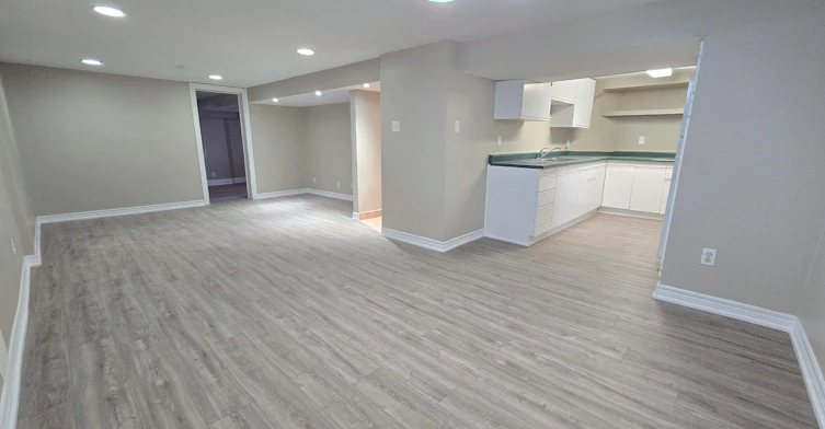 Lower Unit-202 Highland Ave, Oshawa, ON, L1H 6A8 - 8