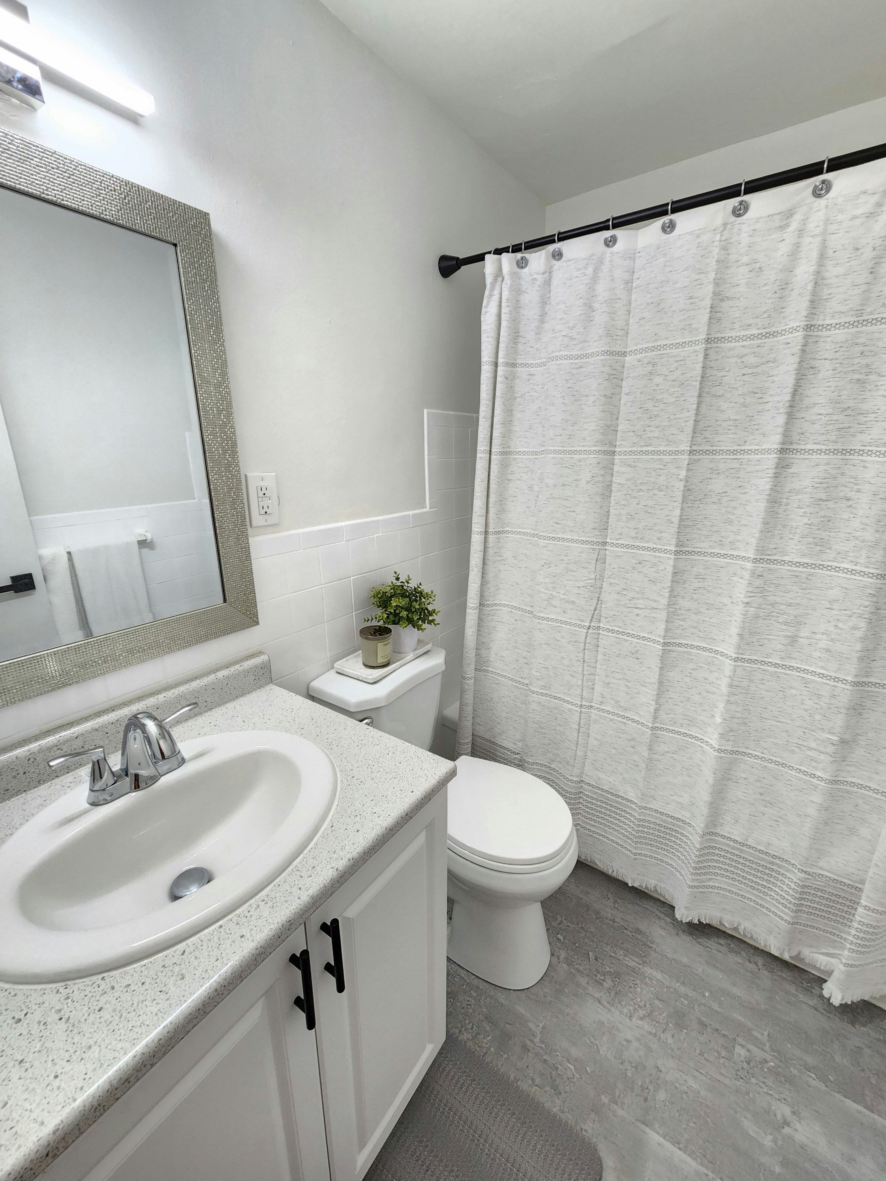 206-563 Oxford St, Oshawa, ON, L1J 3V5 - 5